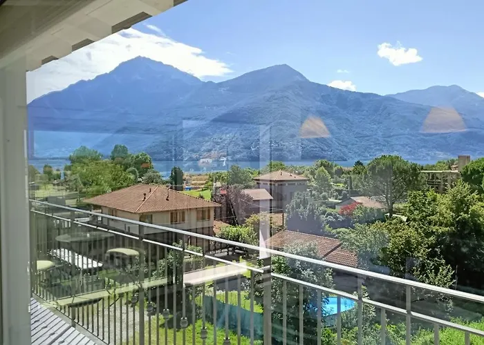 Margherite - Larihome A36 Apartamento Dongo